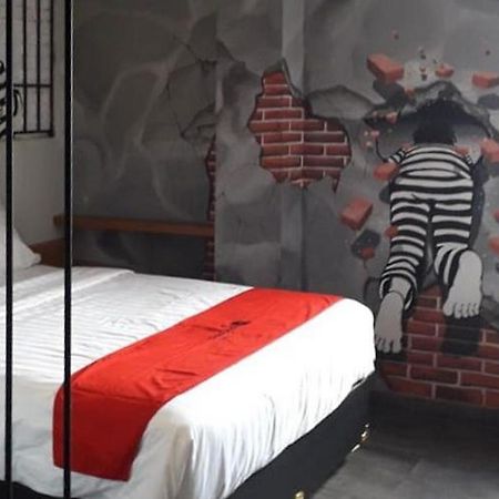 Reddoorz Plus @ Doorman Guest House บันดุง ภายนอก รูปภาพ